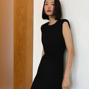 Aritzia Babaton Galvon Dress - Softly structured hourglass mini dress Navy Blue